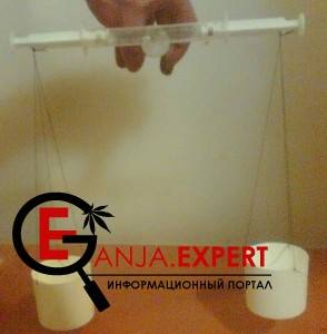 Инсулиновых шприц - вид сбоку