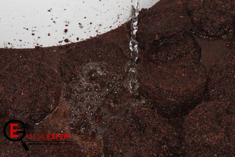  После прокалывания, замочите диски в ванне в горячей воде