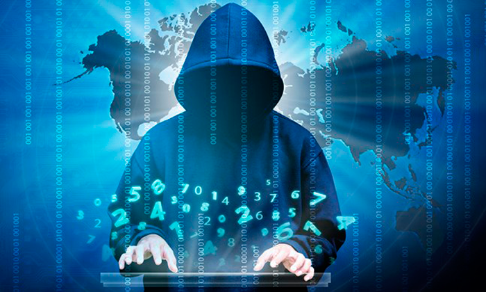 Кто следит за пользователями?